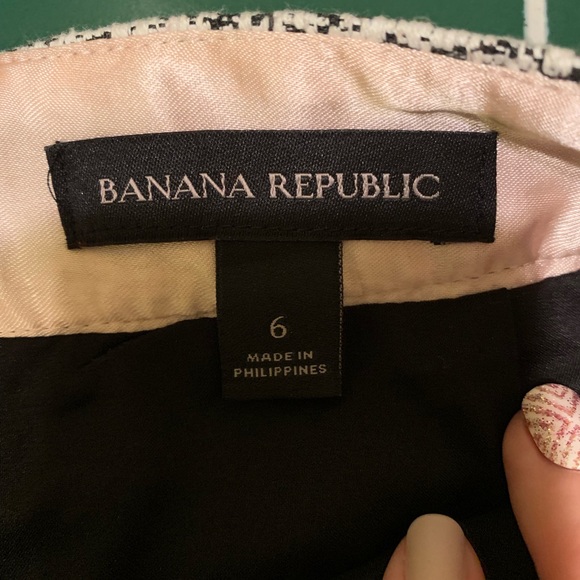 Final Reduction! BR Pleated Tweed Skirt- pockets! - Picture 3 of 7